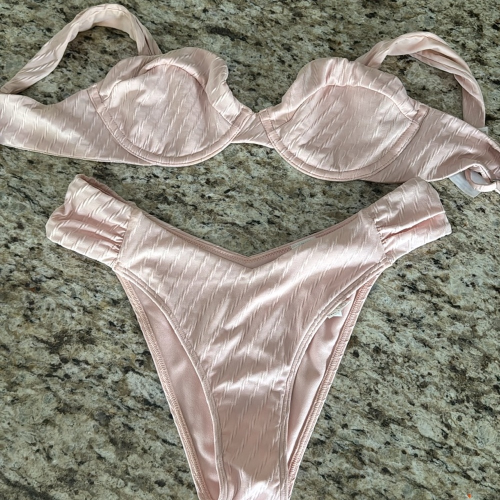 a&f bikini - Picture 2 of 6
